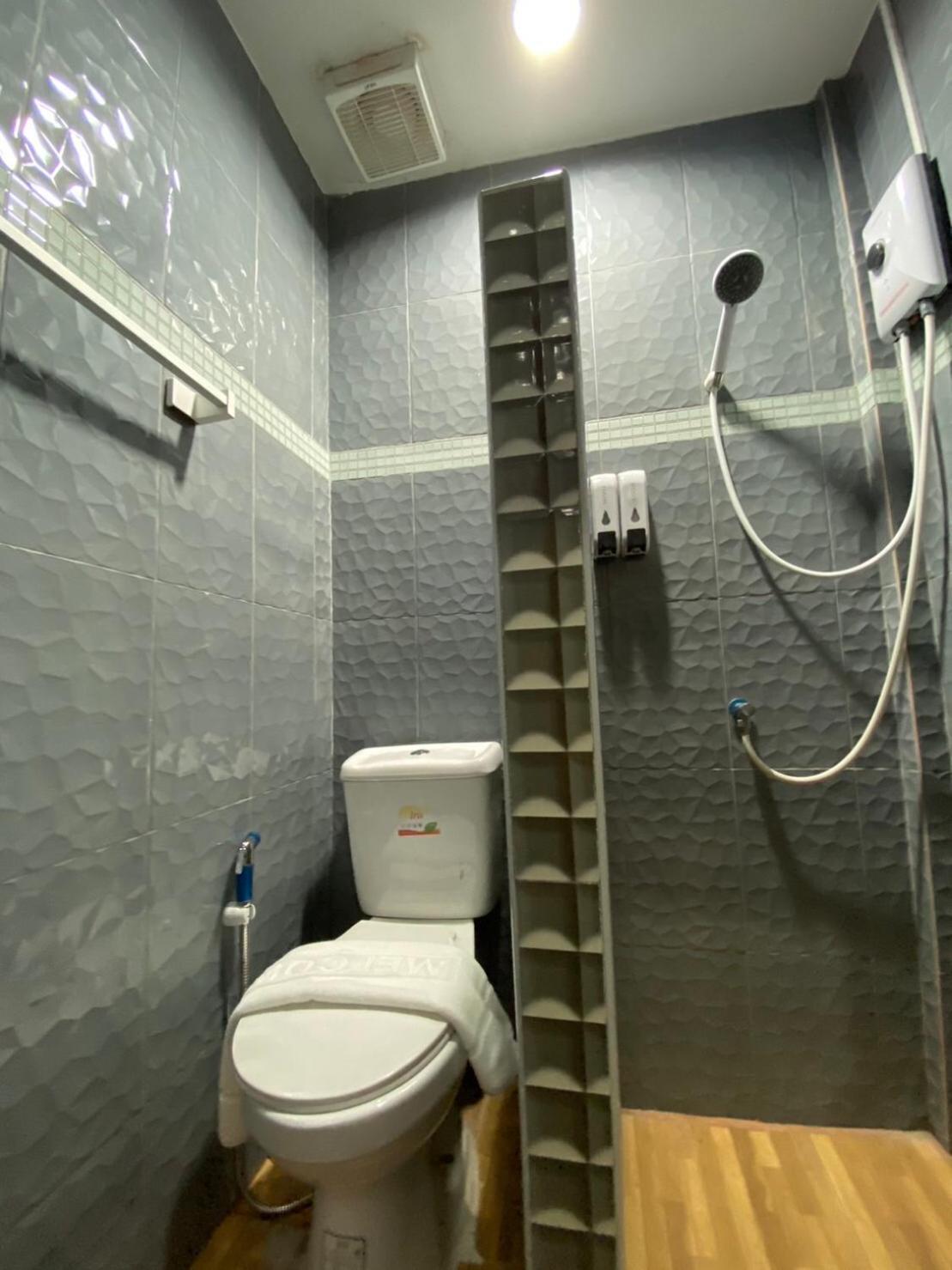 S1 City Hotel Buriram Esterno foto