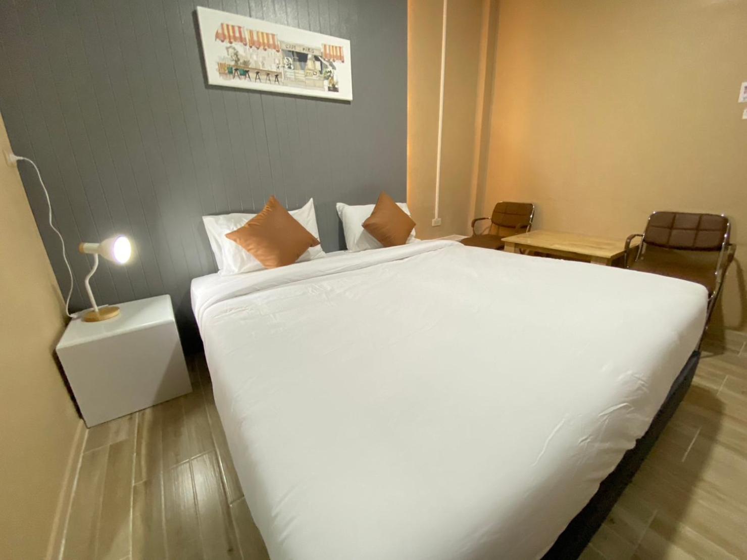 S1 City Hotel Buriram Esterno foto