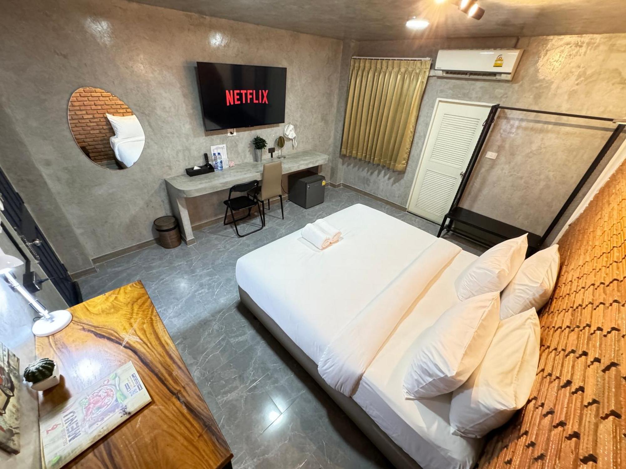 S1 City Hotel Buriram Esterno foto
