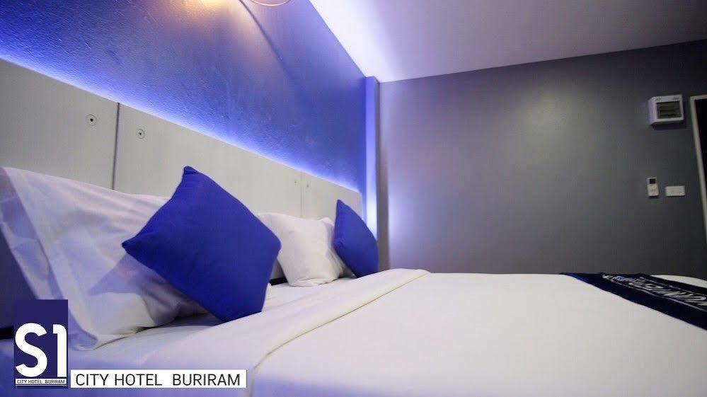 S1 City Hotel Buriram Esterno foto